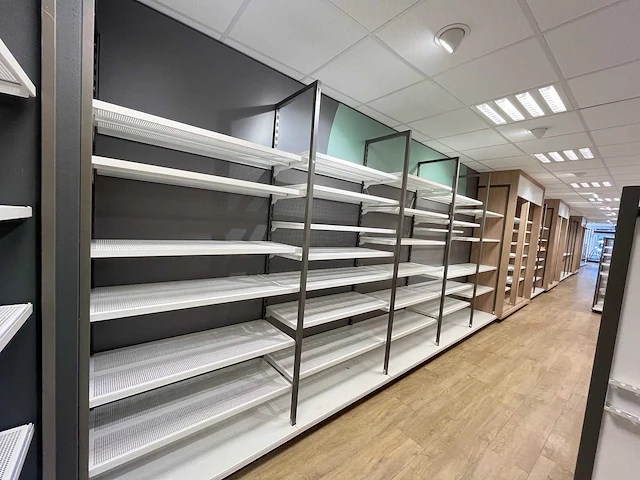 Winkelstelling met achterwand, 22 meter - afbeelding 5 van  11