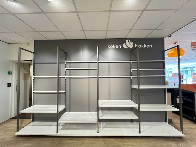 Winkelstelling met achterwand, 22 meter - afbeelding 11 van  11