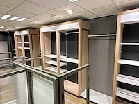 Winkelstelling met achterwand, 31 meter - afbeelding 10 van  13