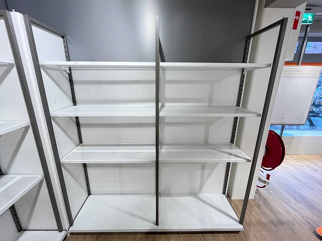 Winkelstelling met achterwand, 8 meter (3 secties) - afbeelding 4 van  9