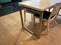 Winkeltafel met stoelen - afbeelding 4 van  4