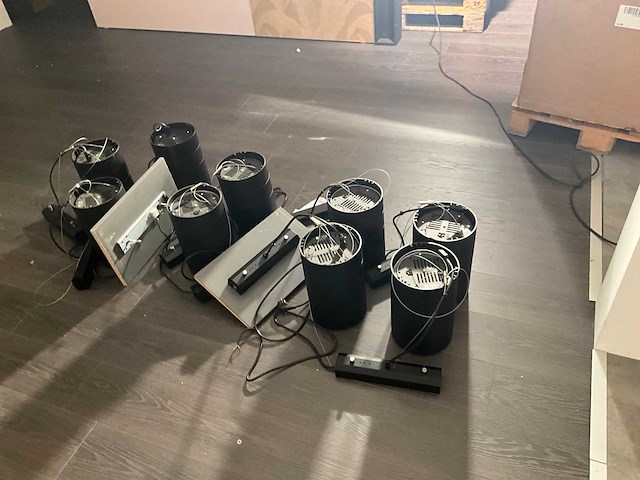 Winkelverlichting (9x) - afbeelding 1 van  5