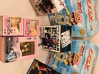 Winkelvoorraad manga, animé, dragonball, one piece, figurines, kaarten etc... - afbeelding 18 van  22