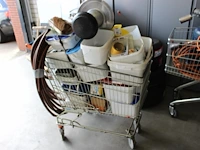 Winkelwagen gevuld met bevestigingsmaterialen met plakspul inclusief winkelwagen. - afbeelding 2 van  3