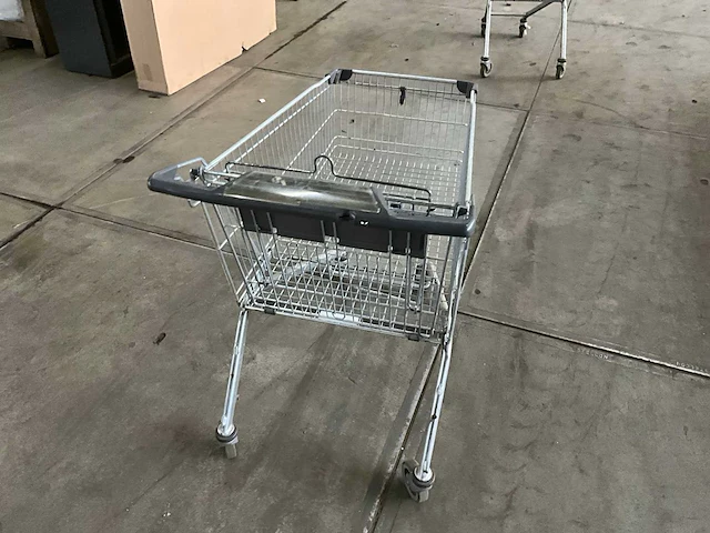 Winkelwagen - afbeelding 4 van  4