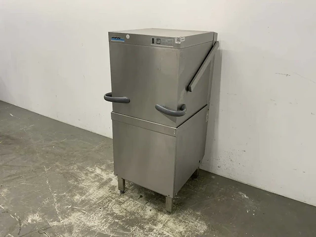 Winterhalter - gs 502 - korvenvaatwasmachine - afbeelding 1 van  7