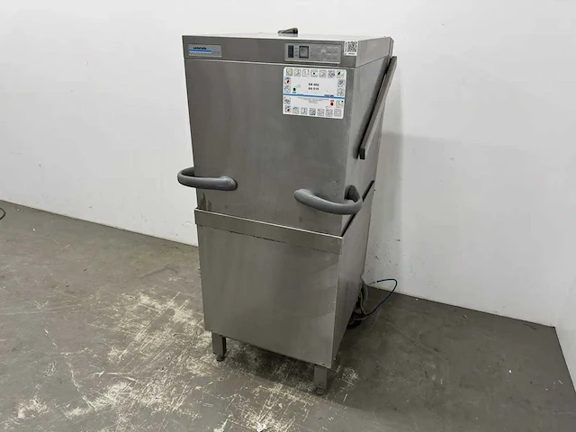 Winterhalter - gs 502 - korvenvaatwasmachine - afbeelding 1 van  7