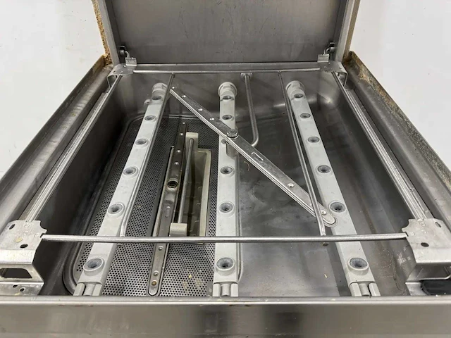 Winterhalter - gs 502 - korvenvaatwasmachine - afbeelding 6 van  7