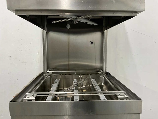 Winterhalter - gs 502 energy+ - korvenvaatwasmachine met warmteterugwinning - afbeelding 9 van  9