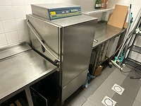 Winterhalter - gs41/4 - korvenvaatwasmachine met aan- en afvoertafel - afbeelding 8 van  15