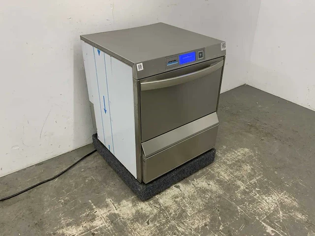 Winterhalter - uc-m - korvenvaatwasmachine - afbeelding 3 van  7