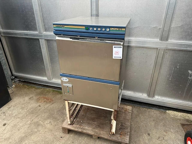 Winterhalter gs 15 korvenvaatwasmachine - afbeelding 2 van  3