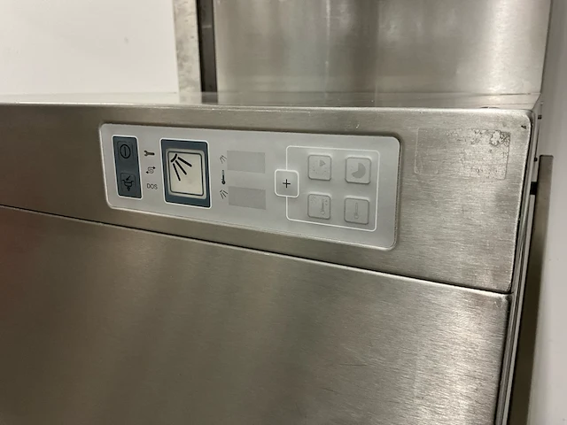 Winterhalter gs 515 energy+ korvenvaatwasmachine - afbeelding 4 van  9