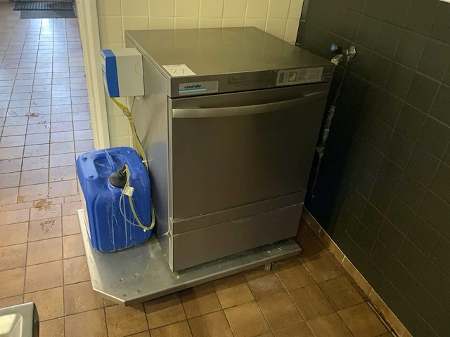Winterhalter gs302 korvenvaatwasmachine - afbeelding 1 van  7
