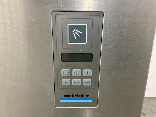 Winterhalter pt-500 korvenvaatwasmachine - afbeelding 2 van  8