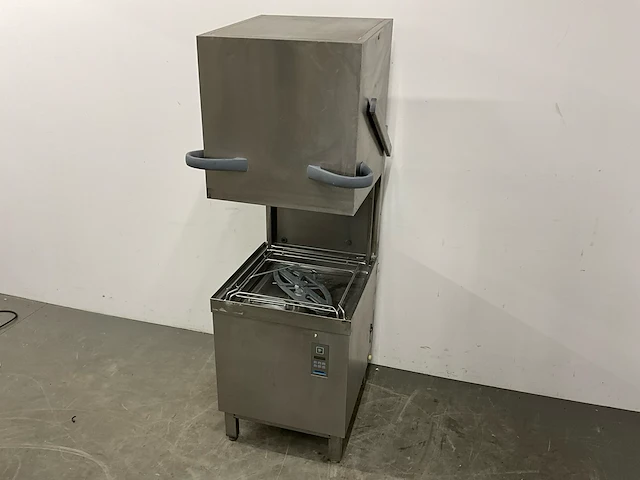 Winterhalter pt-500 korvenvaatwasmachine - afbeelding 8 van  8