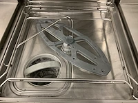 Winterhalter pt-m korvenvaatwasmachine met aan- en afvoertafel - afbeelding 7 van  17