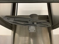 Winterhalter pt-m korvenvaatwasmachine met aan- en afvoertafel - afbeelding 9 van  17