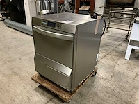 Winterhalter uc-m korvenvaatwasmachine - afbeelding 1 van  6