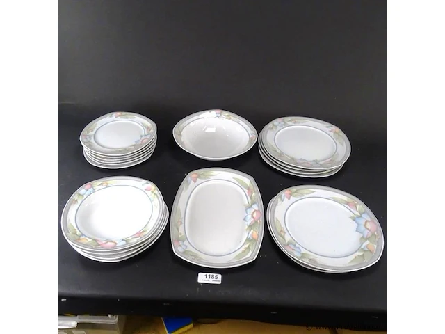 Winterling marktleuthen bavaria serviesdelen - afbeelding 2 van  5