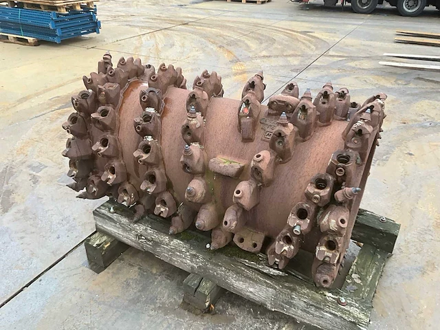 Wirtghen 150 asfaltfrees - afbeelding 3 van  5