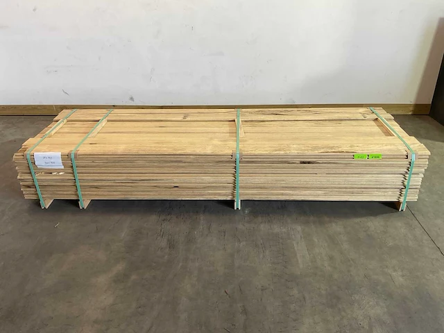 Wit afrikaans eikenhouten fraké plank 300x14x2 cm (14x) - afbeelding 1 van  7
