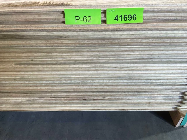 Wit afrikaans eikenhouten fraké plank 300x14x2 cm (14x) - afbeelding 7 van  7