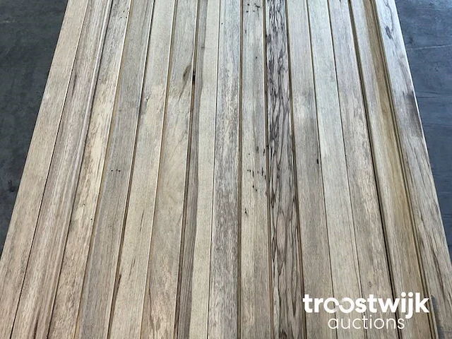 Wit afrikaans eikenhouten fraké plank 360x6.8x2 cm - afbeelding 5 van  7
