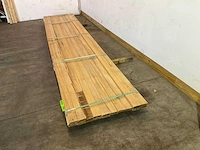 Wit afrikaans eikenhouten plank fraké met mes en groef 450x9.7x2.2 cm (24x) - afbeelding 2 van  5