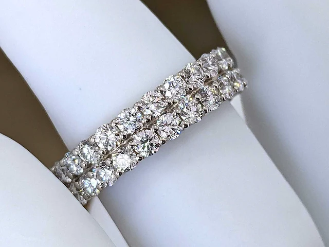 Wit gouden ring met 50 diamanten 3,59 crt. - afbeelding 10 van  10