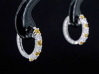 Witgoud oorbellen met oranje saffieren en diamanten - afbeelding 4 van  7