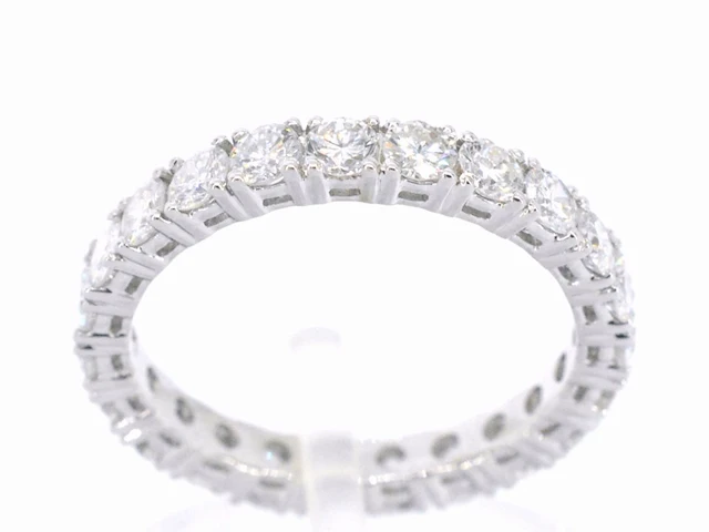 Witgouden alliance ring met briljant geslepen diamant - afbeelding 1 van  11