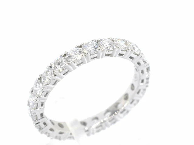 Witgouden alliance ring met briljant geslepen diamant - afbeelding 4 van  11