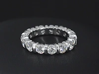 Witgouden alliance ring met diamanten