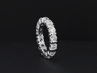 Witgouden alliance ring met diamanten - afbeelding 3 van  5