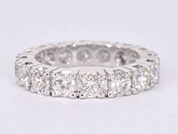 Witgouden alliance ring met diamanten - afbeelding 1 van  11