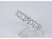 Witgouden alliance ring met grote diamanten - afbeelding 4 van  7