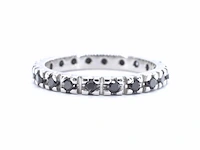 Witgouden alliance ring met zwarte diamanten - afbeelding 1 van  8