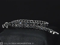 Witgouden armband met 16.00 carat zwarte briljant geslepen diamanten