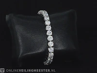 Witgouden armband met 18.00 carat briljanten - afbeelding 4 van  8