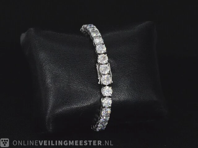 Witgouden armband met 18.00 carat briljanten - afbeelding 5 van  8
