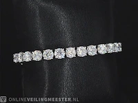 Witgouden armband met 18.00 carat briljanten - afbeelding 7 van  8