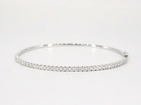 Witgouden armband met diamanten - afbeelding 1 van  11