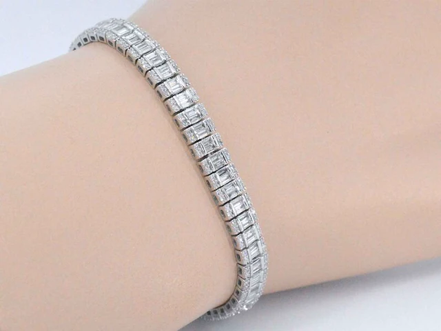 Witgouden armband met volledig gezet met diamanten 4.50 carat - afbeelding 2 van  9