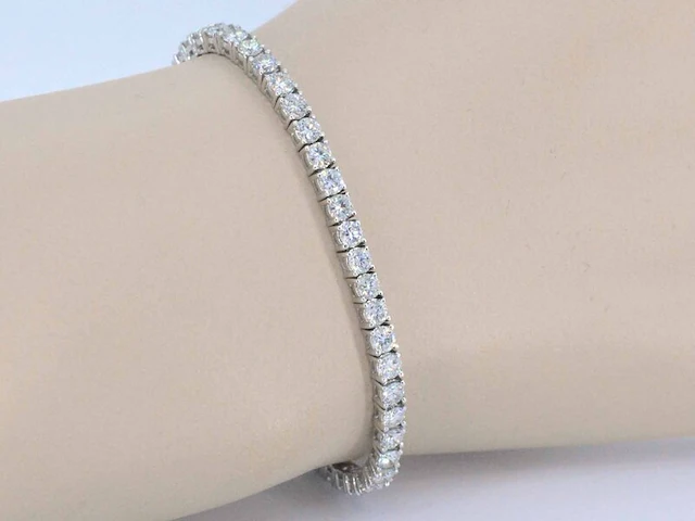 Witgouden armband vol met briljant geslepen diamanten 6.00 carat - afbeelding 4 van  11
