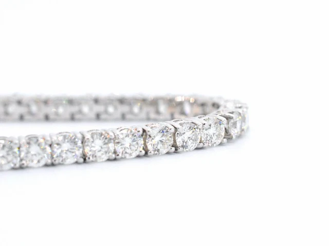 Witgouden armband vol met briljant geslepen diamanten 6.00 carat - afbeelding 8 van  11