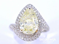 Witgouden bijzondere diamanten ring met een pear shape diamant van 3.00 carat - afbeelding 1 van  7