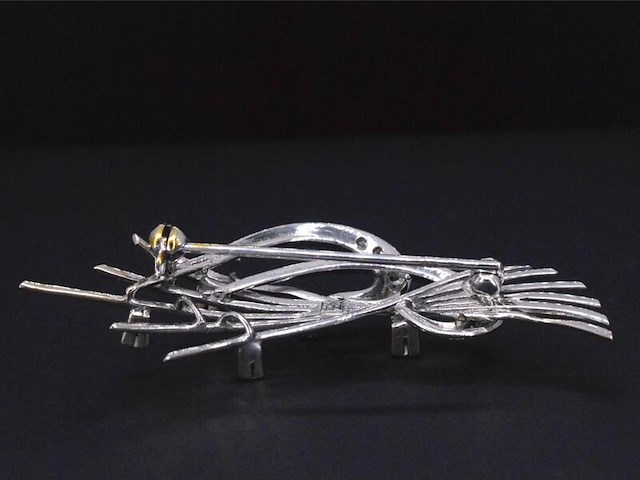 Witgouden broche met diamanten - afbeelding 4 van  8
