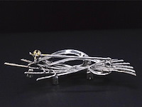 Witgouden broche met diamanten - afbeelding 4 van  8