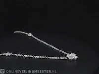 Witgouden collier met diamanten hanger klaver vier - afbeelding 4 van  7